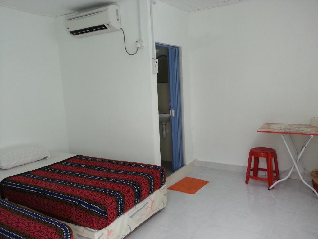 Et Budget Guest House Бату Феринги Стая снимка